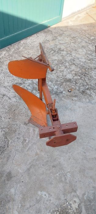 charrua reversível para motocultivadora