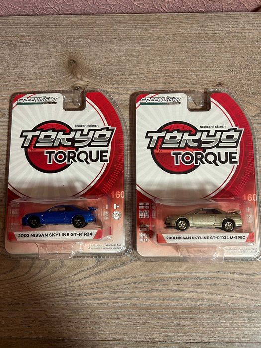 Nissan Skyline GT-R R34 Blue Gold Greenlight Hot Wheels Skyline Black