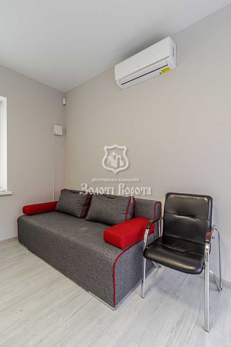 Квартира в таунхаусі, 1к. Євроремонт. 57-а Садова, 1, Дарницький район