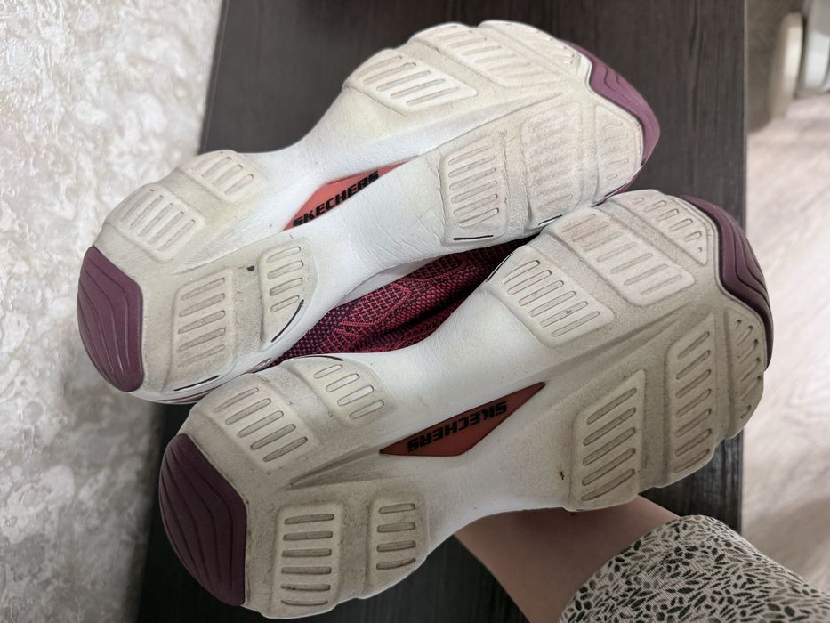 Кросівки skechers 36 розмір