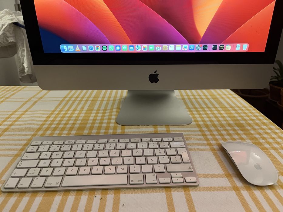 iMac 21,5” Mid 2010 | SSD + macOS Ventura | Pronto a usar