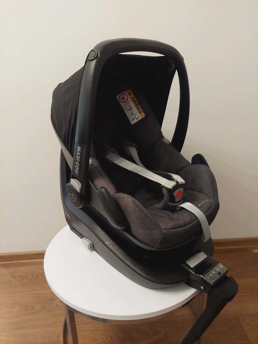Fotelik nosidełko +baza Maxi Cosi 2 WayFix