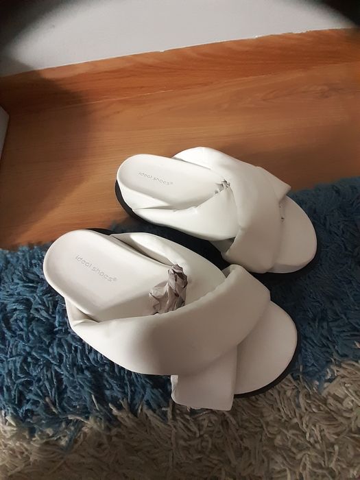 Klapki Ideal Shoes