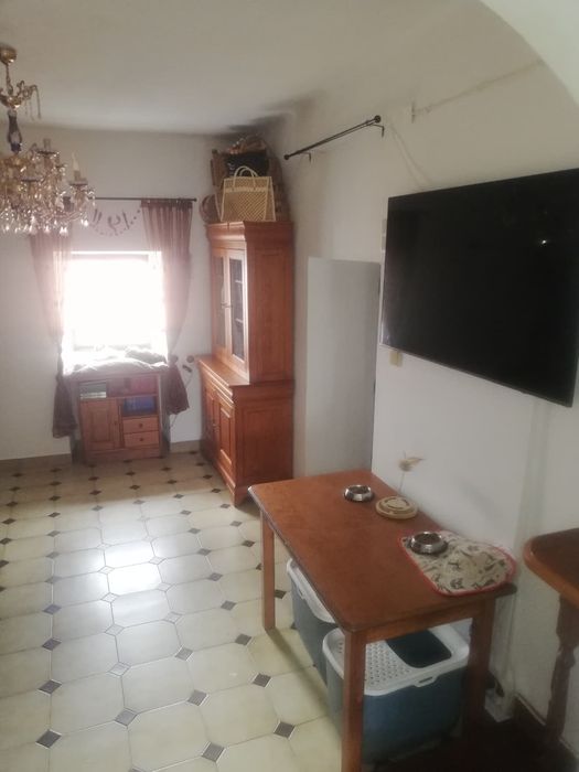 Vendo moradia na aldeia da Mata da Rainha