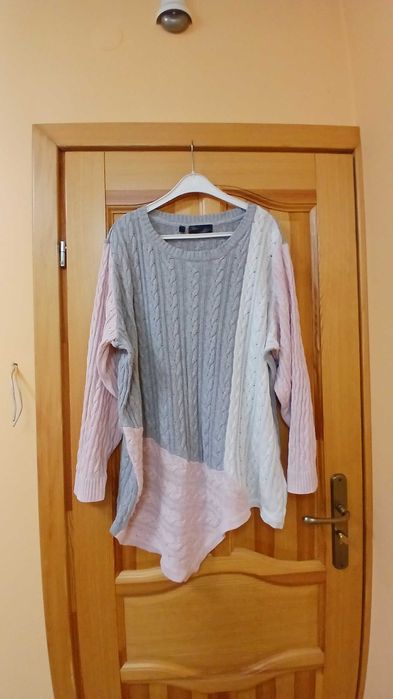 sweterek damski w pastelach 54-56
