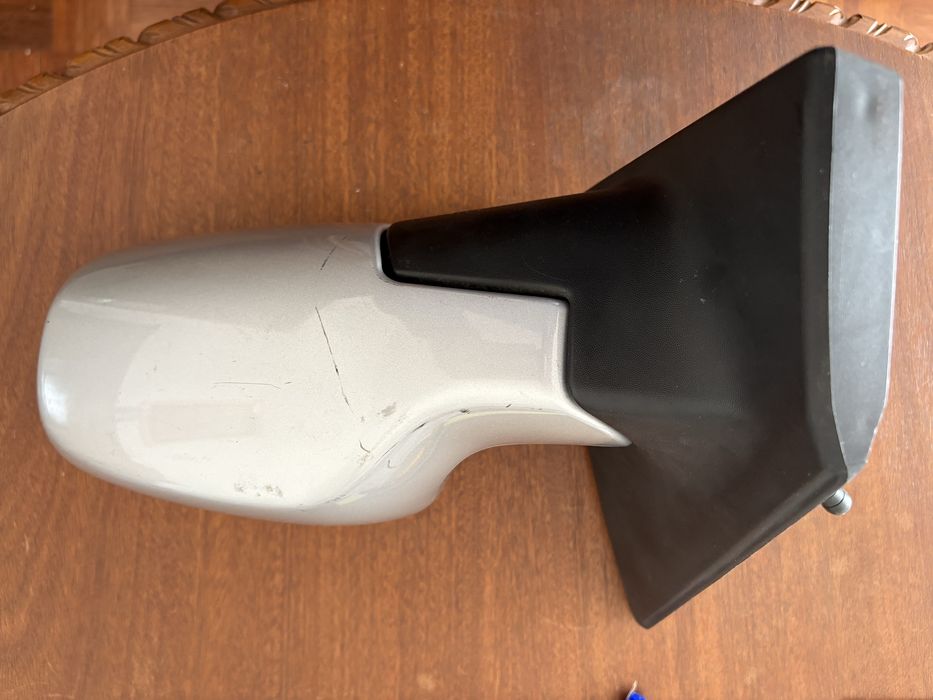 Espelho retrovisor esquerdo Renault Clio III