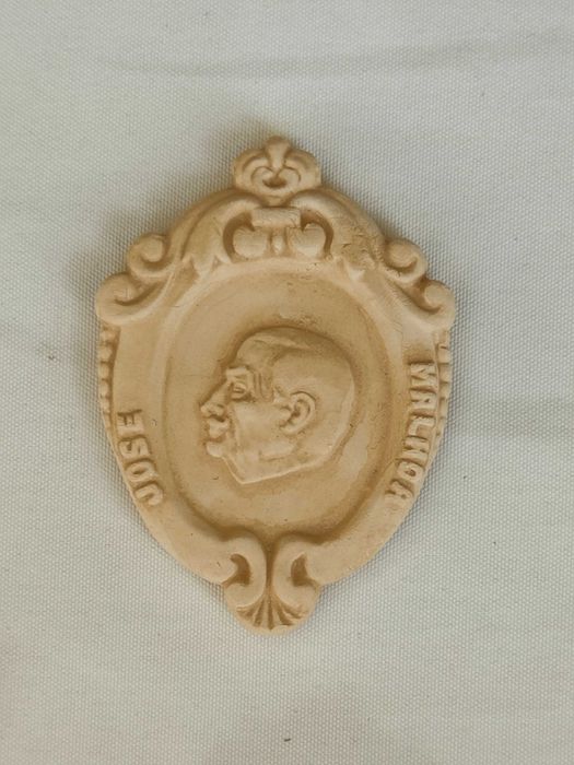 Medalha Comemorativa | Herculano Elias | Faiança das Caldas