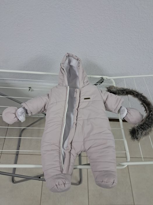 Дитячій комбінезон зимній.