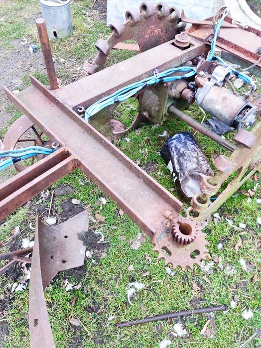 електрокартоплекопалка,тягач полін акумуляторний можна від болгарки