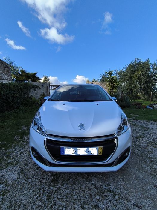 Peugeot 208 1.2 PureTech Style – Junho 2017