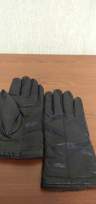 Рукавички жіночі шкіряні