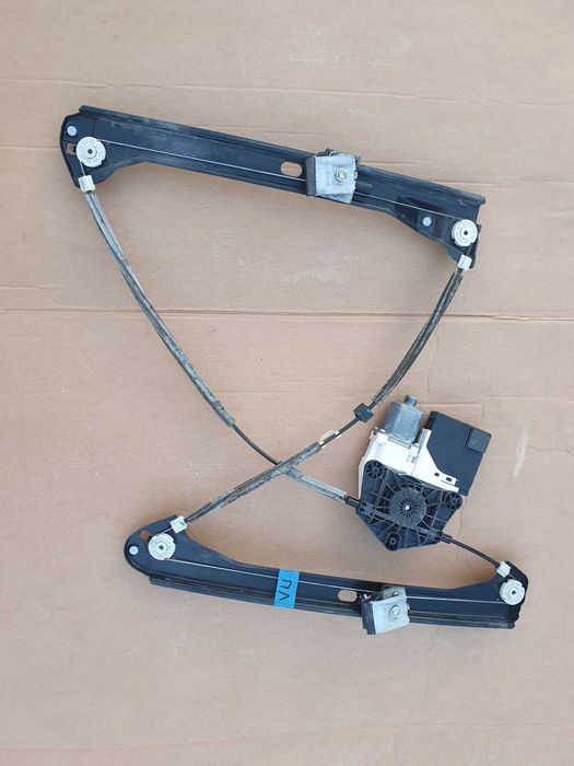 Склопідйомник передній лівий Volkswagen Passat B7 USA