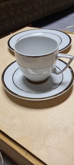 Zestaw kawowy 18-elem. z porcelany LUBIANA na prezent