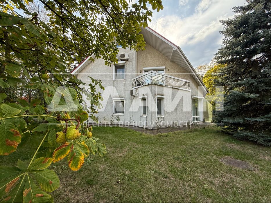 ТОП будинок на Дніпрі 250 м2 , 3 спальні