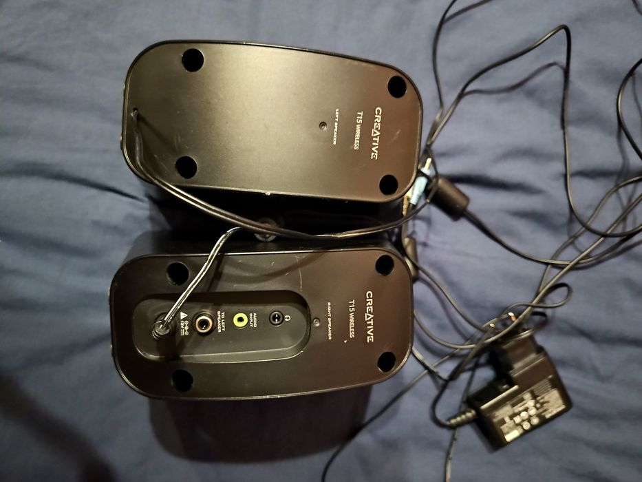 Продам магнитофон Филипс и  колонки креатив