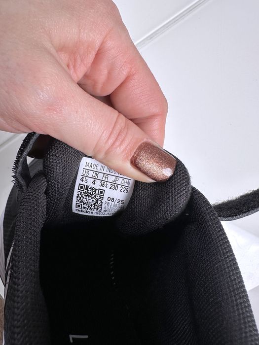 Легчайшие кроссовки на липучках сеточка  Adidas