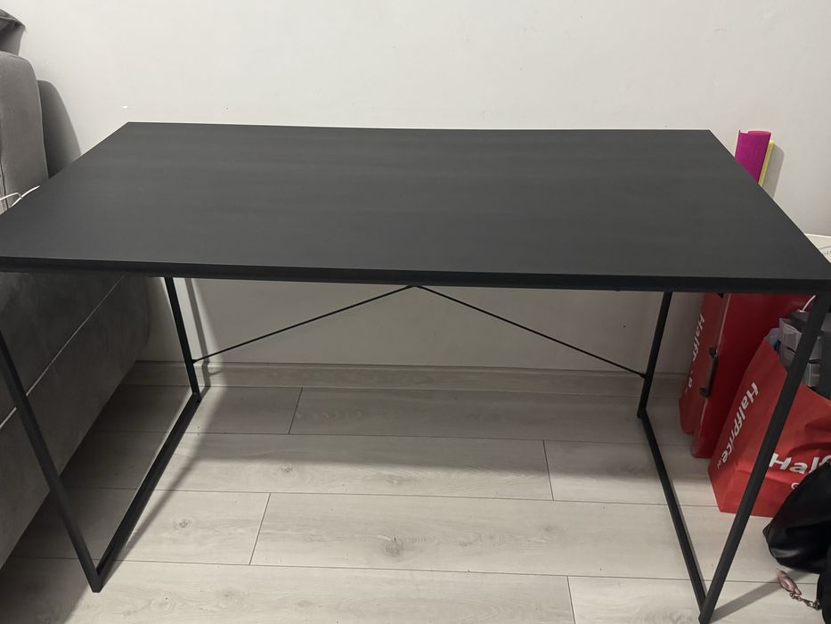 Biurko czarne  120x60