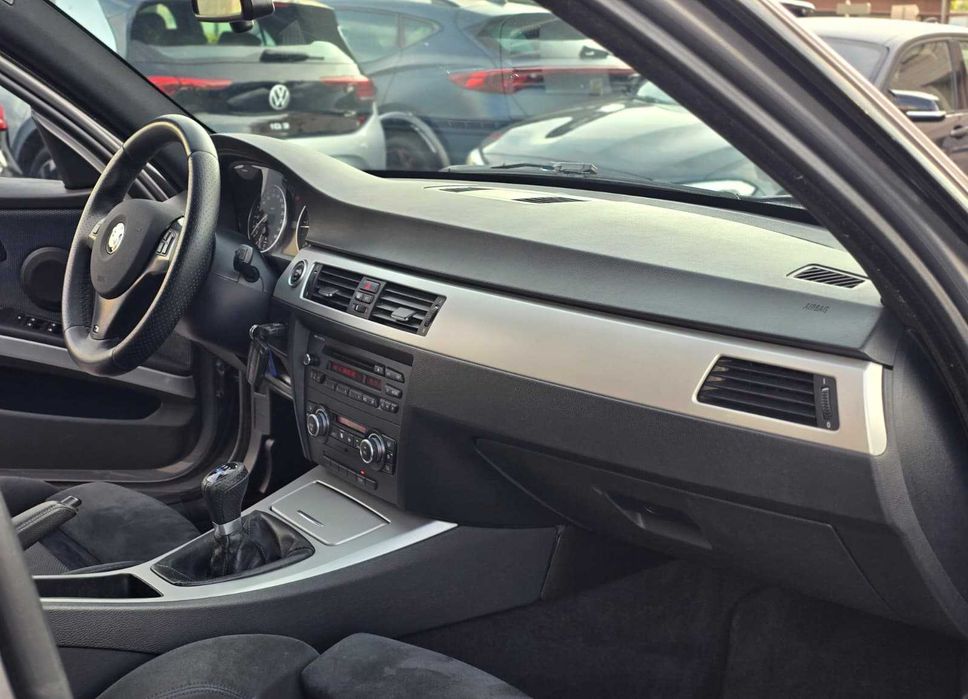 BMW 318D E91 PACK M 2.0 136CV