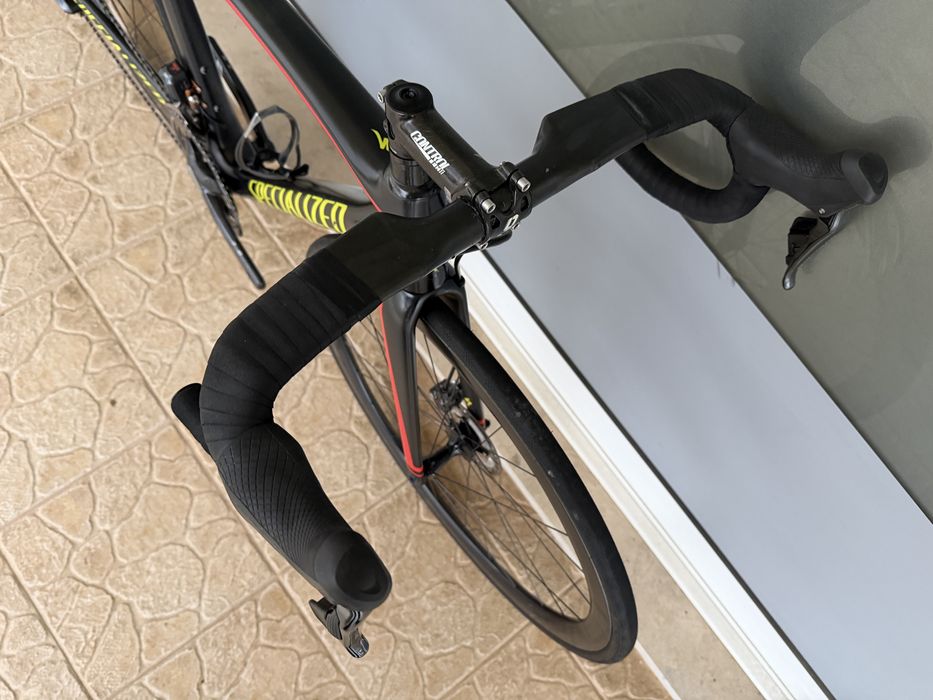 Bicicleta Specialized di2 - carbono