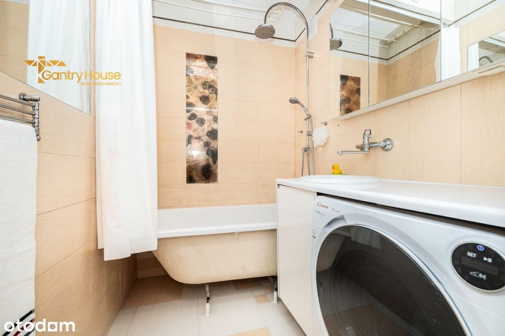 3 Pokoje Z Dużym Balkonem I Piwnicą 5 m²
