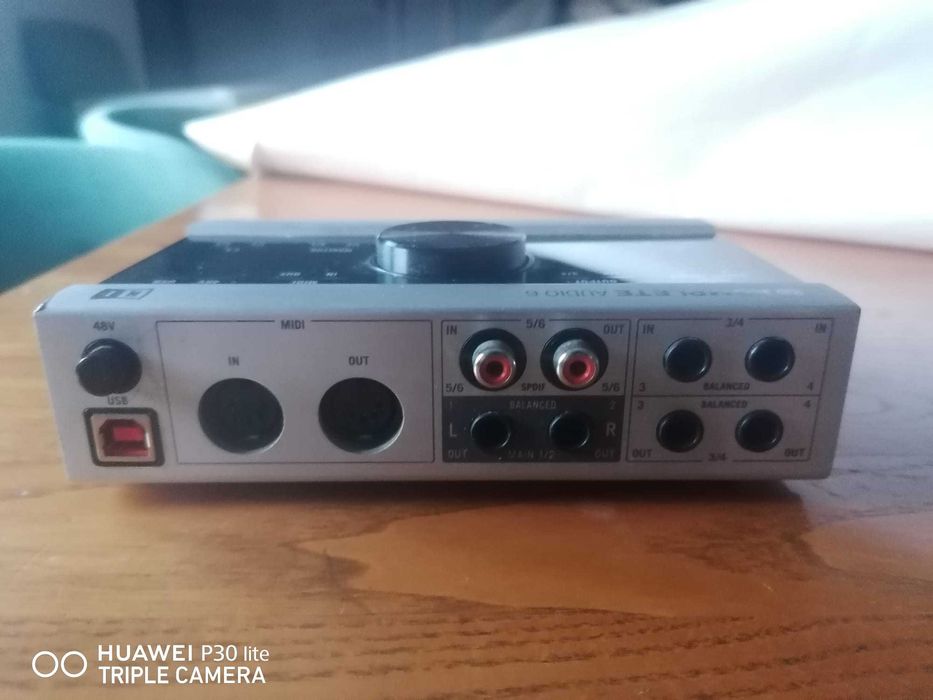 Placa Audio Traktor Komplete 6 - Native Instruments