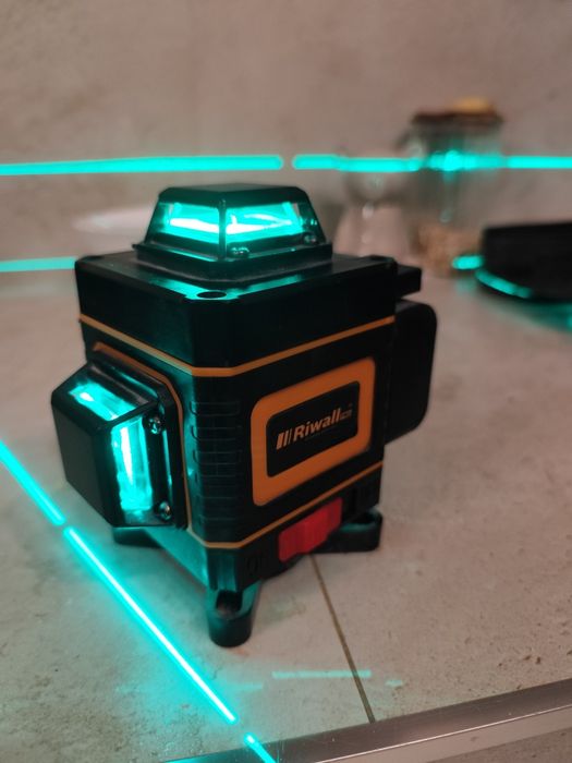 Laser krzyżowy Riwall