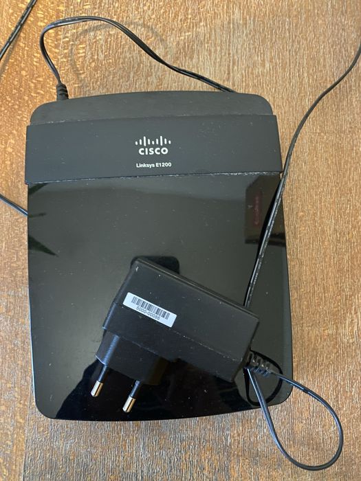 Роутер Маршрутизатор Wi-Fi Cisco Linksus E1200
