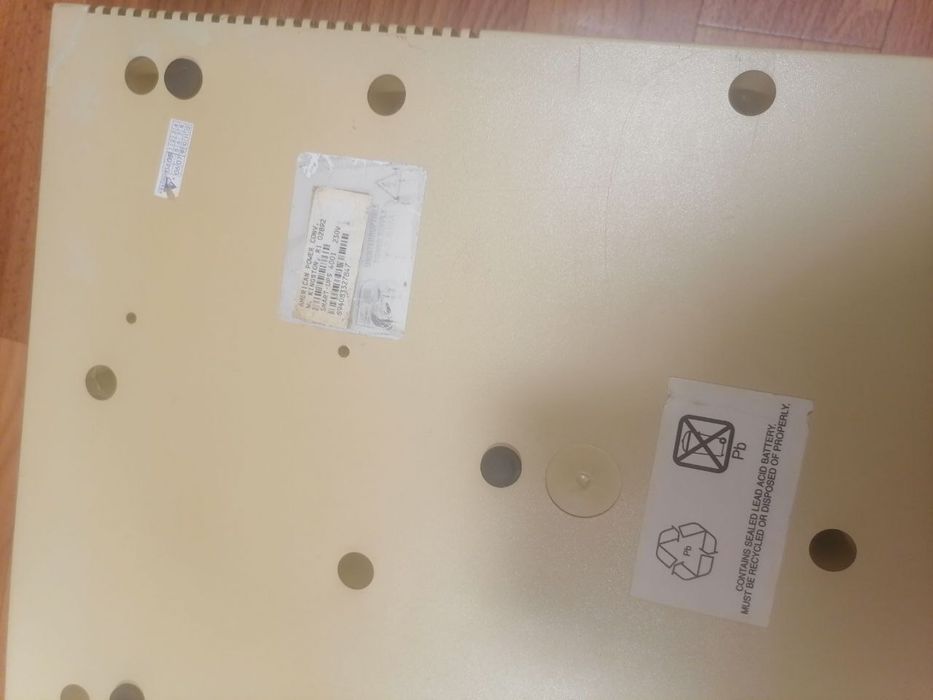 APC SMART-UPS 400i ИБП ДБЖ чистый синус