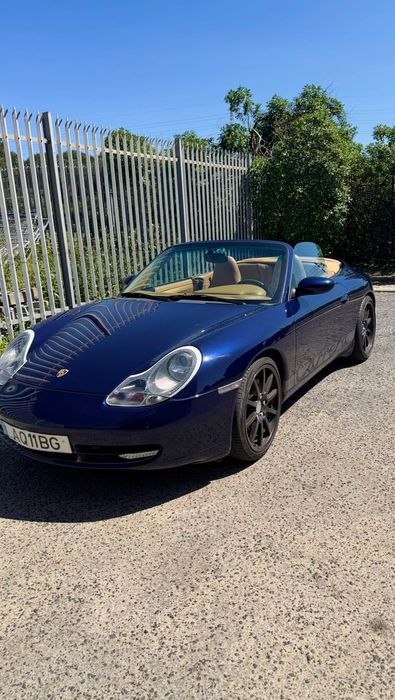 Porsche 911 (996) Carrera 4 Cabrio 3.4 — 300 cv — 2001
