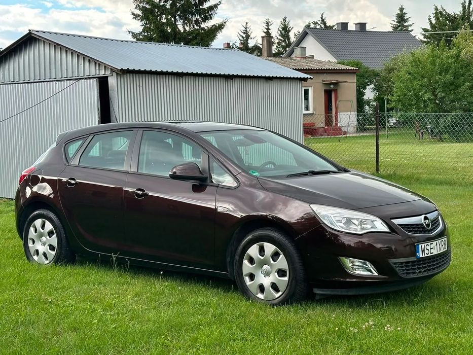 Opel Astra Opel Astra J 1.4 Turbo 140 KM