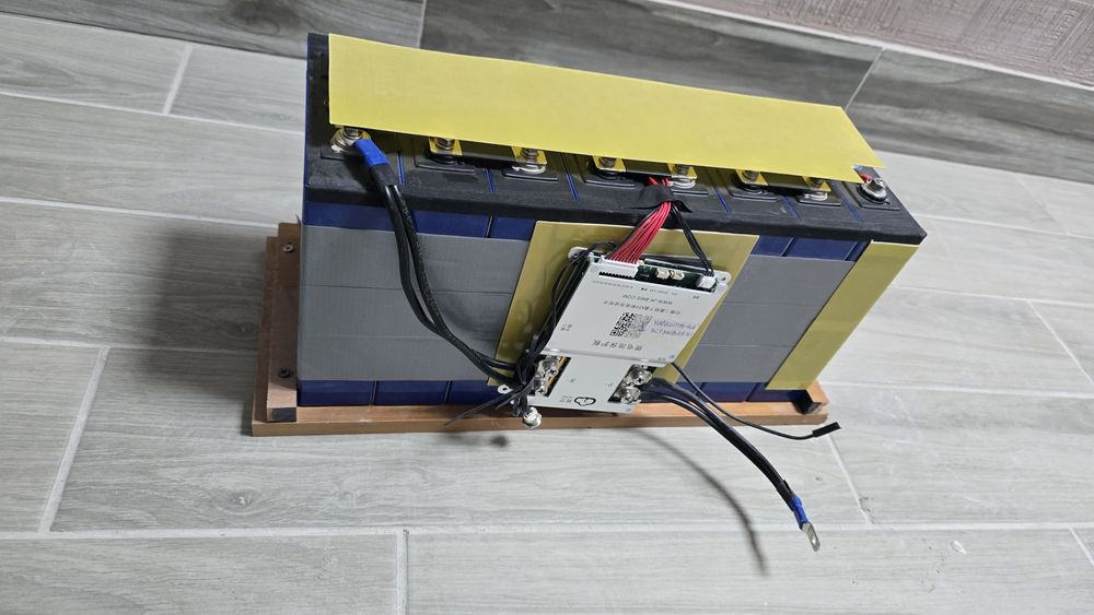 Виготовляємо акумуляторні батареї на 12, 24В, 48В, інвертори до них