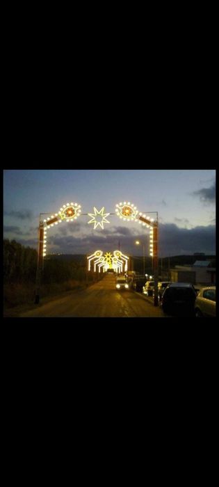 Arcos de iluminação para festas
