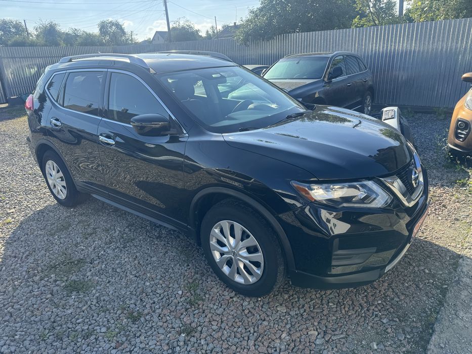 Продам Nissan Rogue 2017