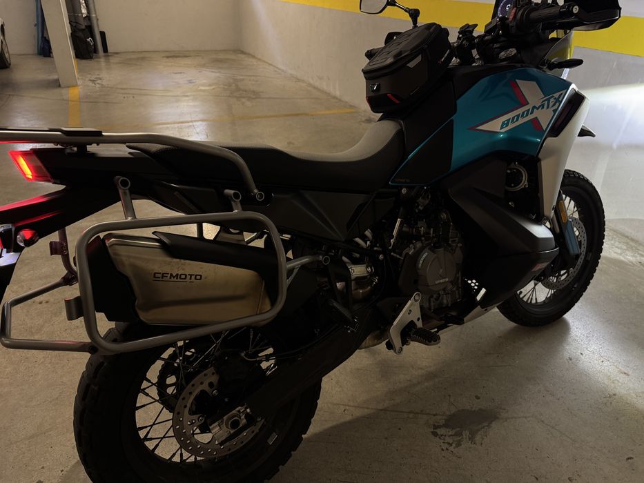 Cfmoto 800MT-X.