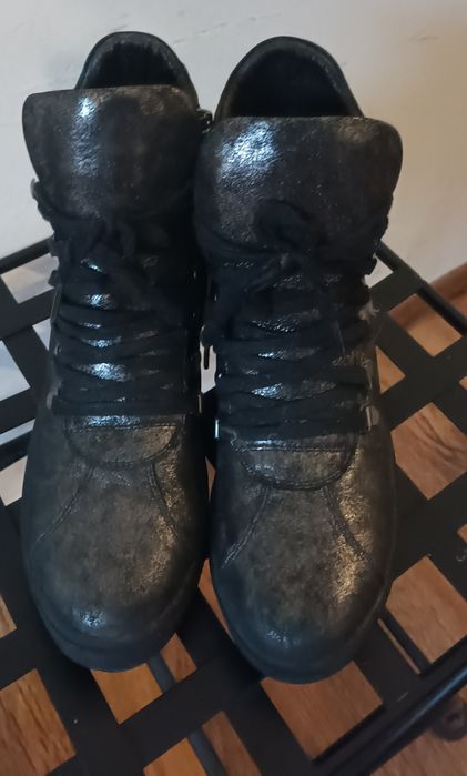 Buty Venezia 38 skóra naturalna koturn