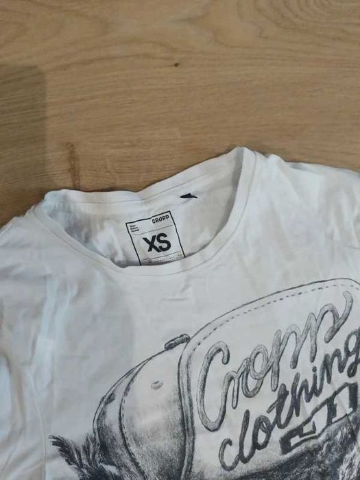 T-shirt Cropp XS