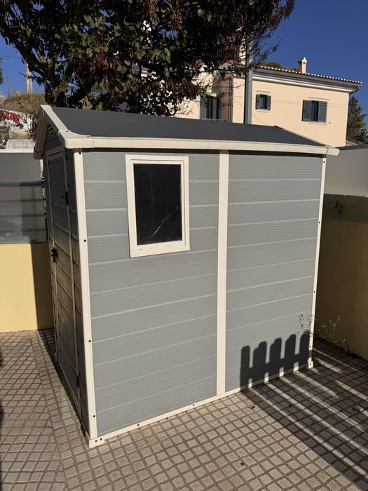 Abrigo de Jardim Keter Darwin – Cinzento