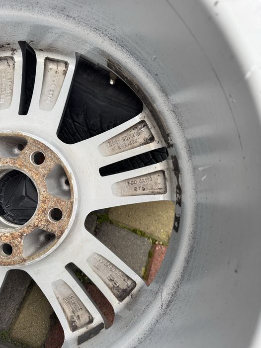 Диски оригінальні Mercedes Benz R 17