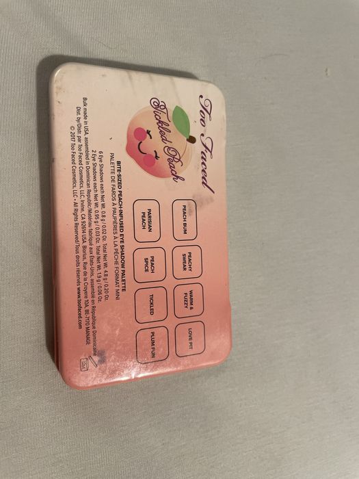 Paletka cieni do powiek Too Faced Tickled Peach