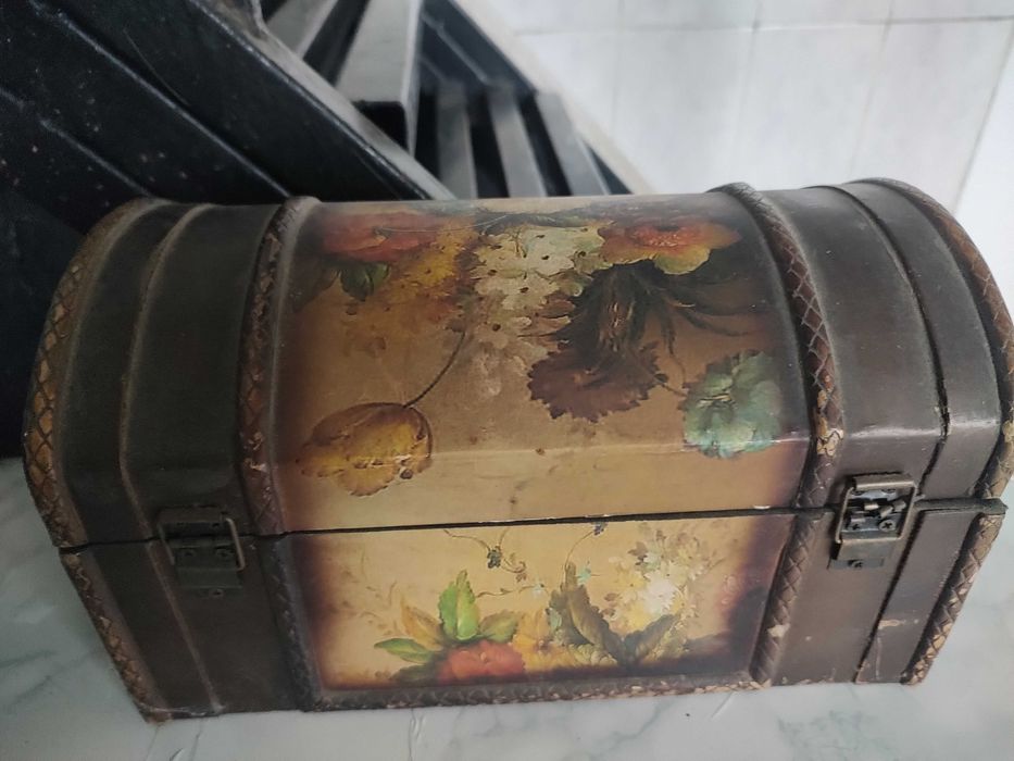 Продам шкатулку бу