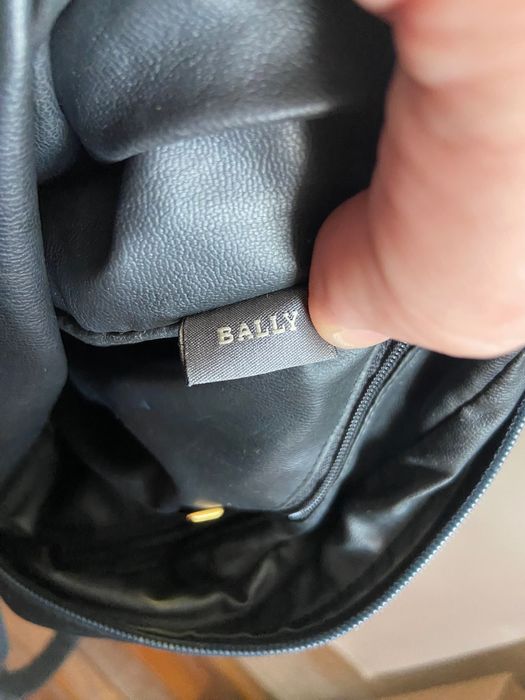 Нейлонова чорна сумка Bally