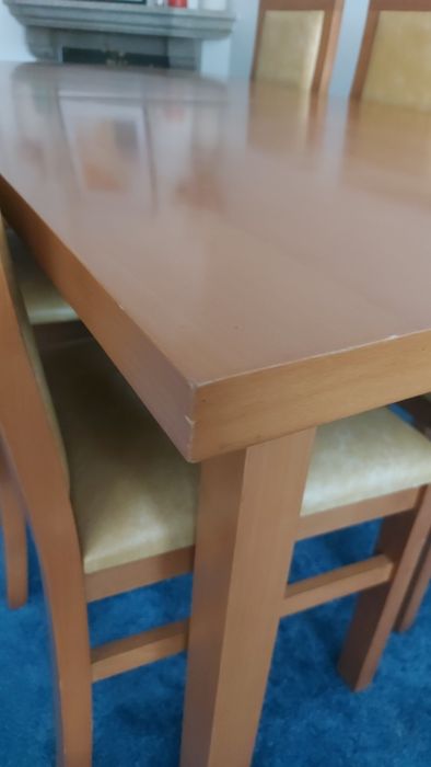 Vendo mesa de jantar +6 cadeiras