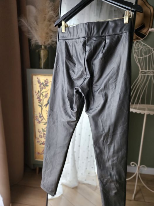 Dopasowane Legginsy Prosta Nogawka Skóra Ekologiczna M&S 40