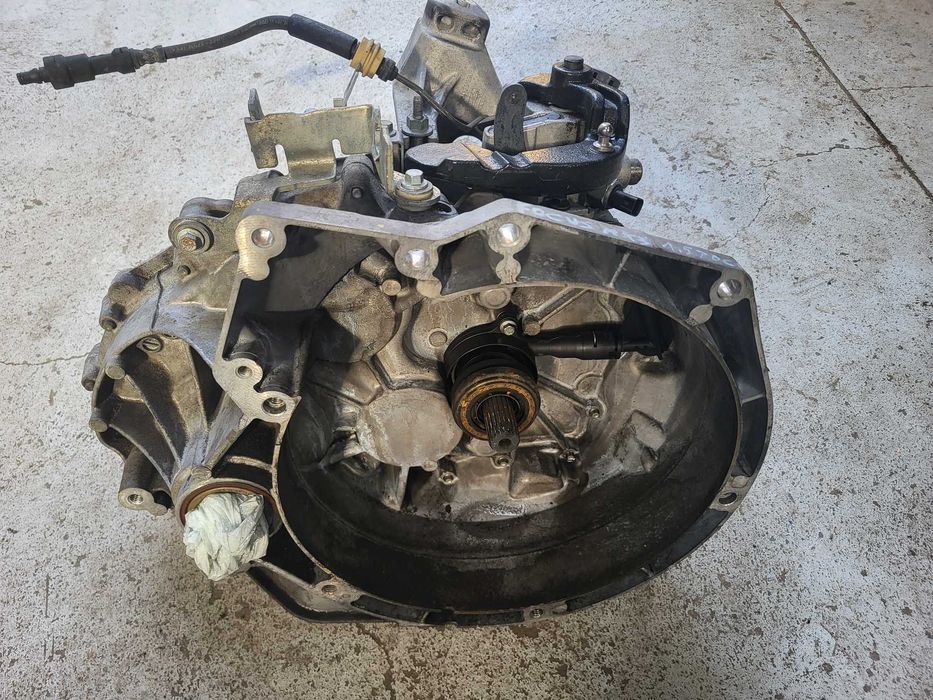 Ford Focus Mk3 III CMax 1,5TDCI SKRZYNIA BIEGÓW Manualna 6 F1FR7002ADA