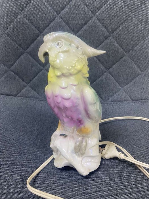 Светильник старинный фарфор . Попугай