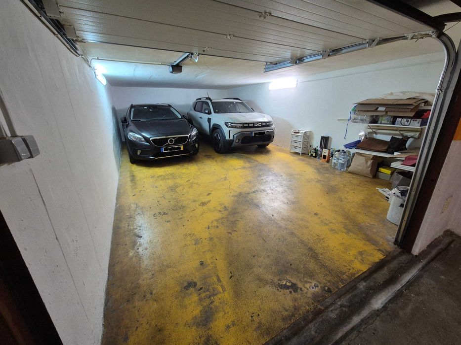 Garagem 3 carros - Miraflores
