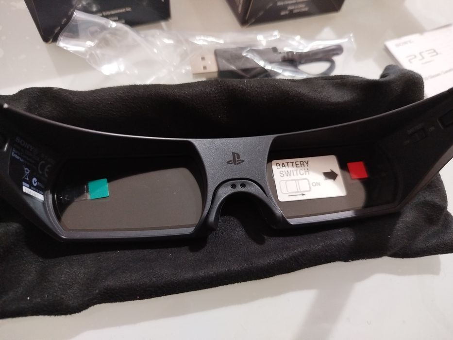 2 Pares de Óculos 3D Sony Playstation Novos