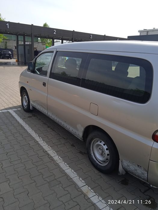 Hyundai H1 2005рік