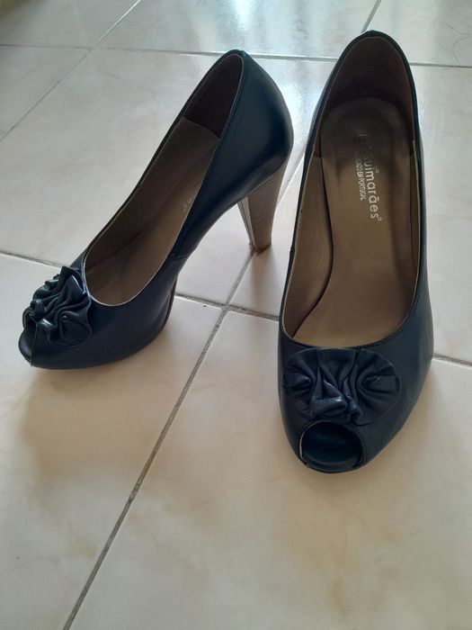 Sapatos de cerimónia mulher azul escuro como novo.