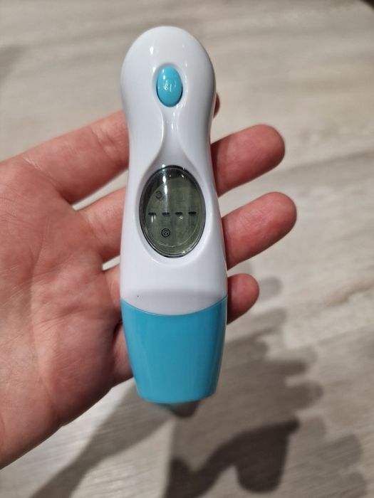 Elektroniczny termometr Controly do ucha i czoła